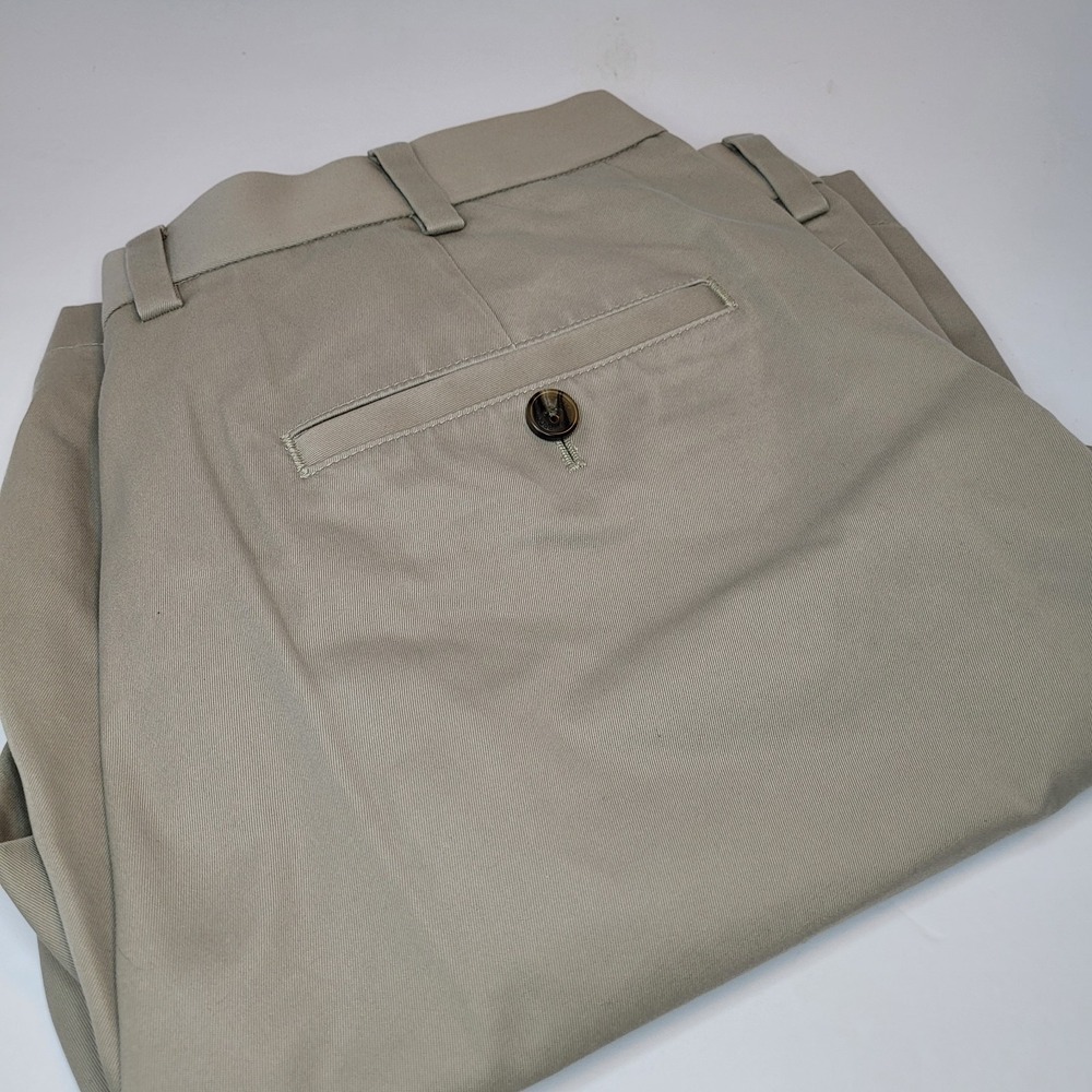 Brooks Brothers Advantage Chino Shorts Mens 34 X 8.5‎ Khaki Tan Golf Classic